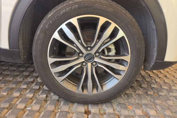 Used Haval F7 2019 2.0T Four-Wheel Drive iJoy China VI Standard Right Front Wheel Hub