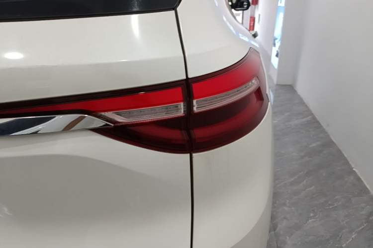 Used Haval F7 2019 1.5T Two-Wheel Drive i-Type China V Standard Right Rear Taillight