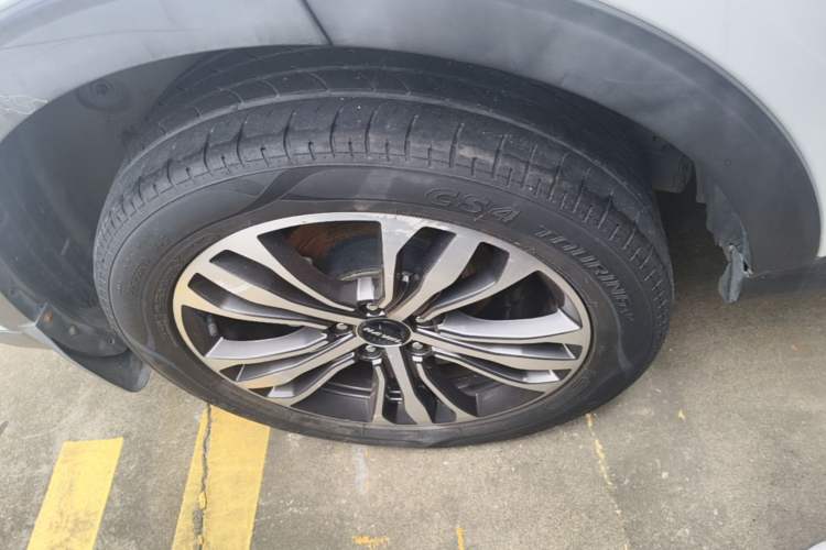 Used Haval F7 2019 2.0T Two-Wheel Drive i-Van China V standard Right Rear Wheel Hub