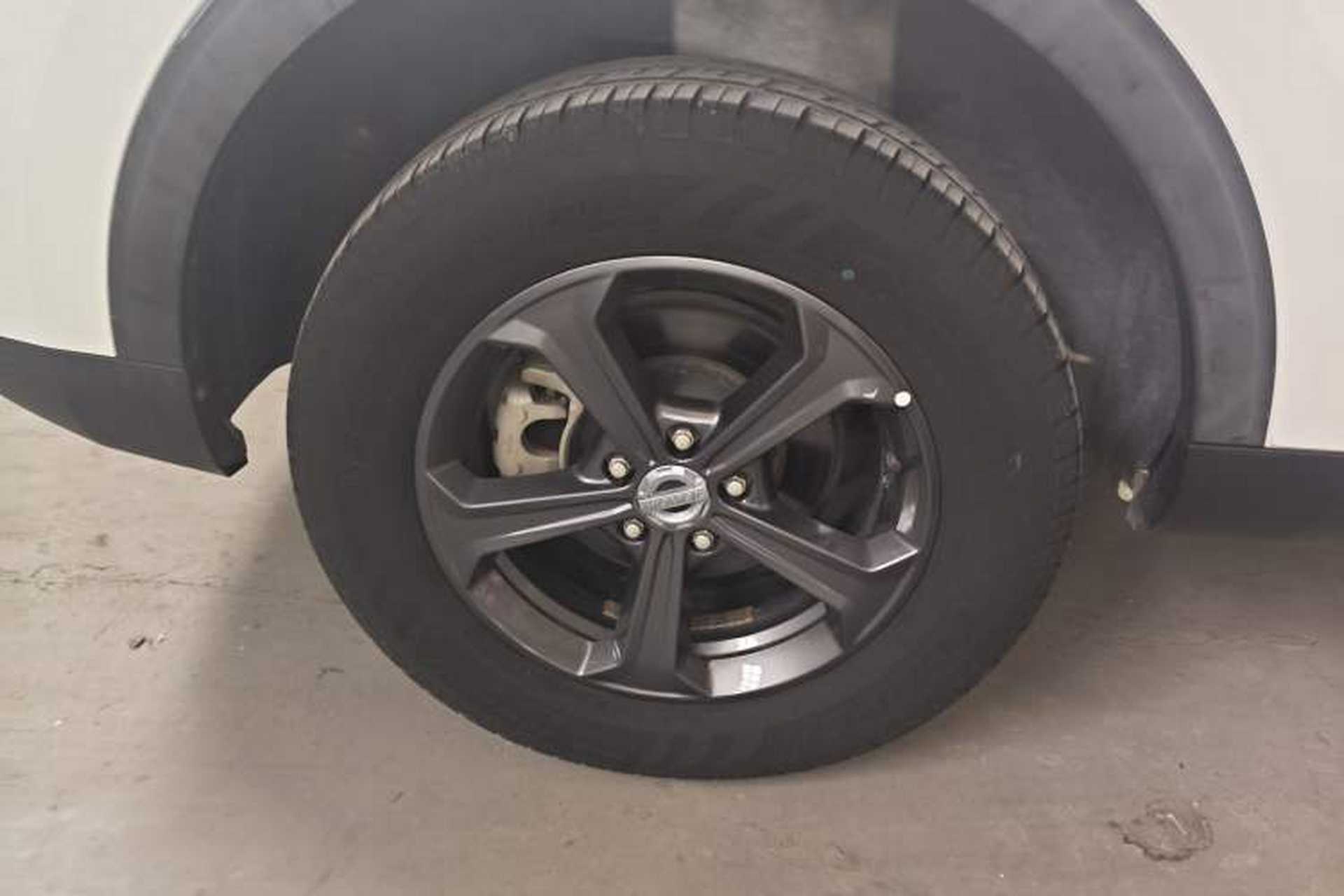 Used Haval F7 2019 1.5T Two-Wheel-Drive i-Type China VI Standard Right Rear Wheel Hub