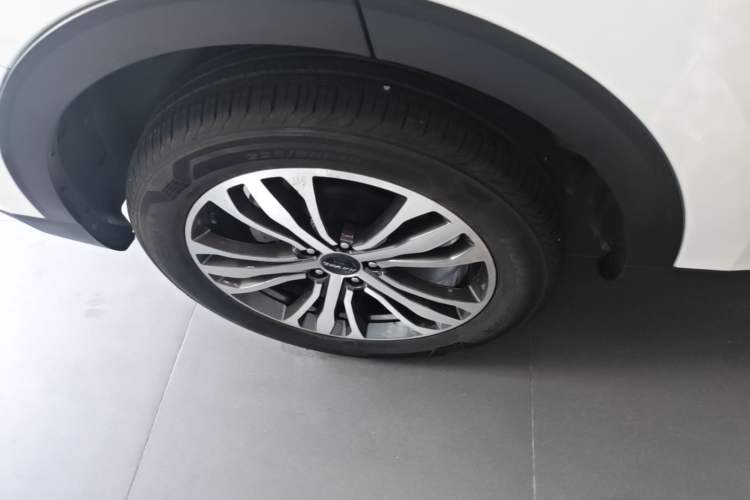 Used Haval F7 2019 2.0T Two-Wheel-Drive i-Van China VI Standard Right Rear Wheel Hub