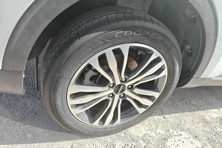 Used Haval F7 2019 2.0T Four-Wheel Drive iJoy China VI Standard Right Rear Wheel Hub