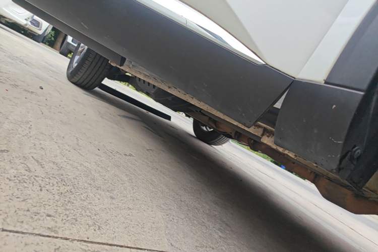 Used Haval F7 2019 1.5T Two-Wheel Drive i-Type China V Standard Right Side Sill