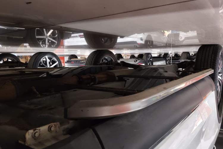 Used Haval F7 2019 2.0T Two-Wheel Drive i-Van China V standard Right Side Sill