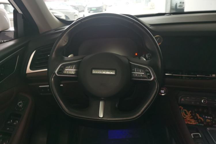 Used Haval F7 2019 2.0T Two-Wheel Drive i-Van China V standard Steering Wheel
