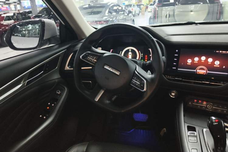 Used Haval F7 2019 1.5T Two-Wheel Drive i-Type China V Standard Steering Wheel