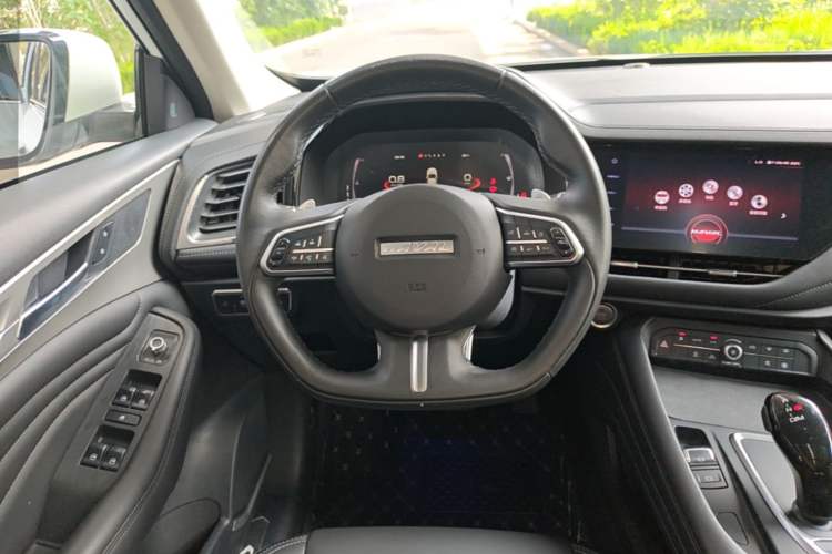 Used Haval F7 2019 1.5T Two-Wheel Drive i-Type China V Standard Steering Wheel
