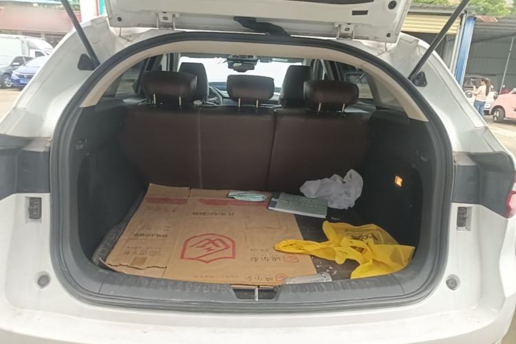 Used Haval F7 2019 2.0T Two-Wheel-Drive i-Van China VI Standard Trunk