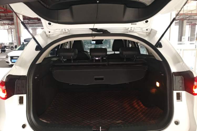 Used Haval F7 2019 1.5T Two-Wheel Drive i-Trend China V Emission Standard Trunk