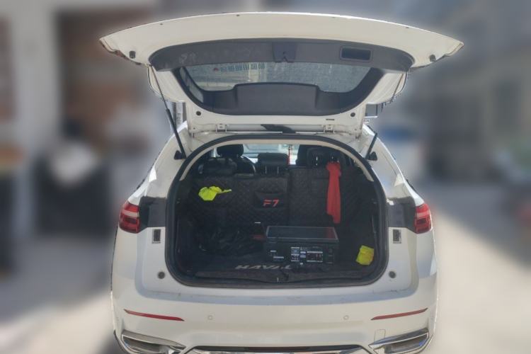Used Haval F7 2019 1.5T Two-Wheel Drive i-Trend China VI Standard Trunk