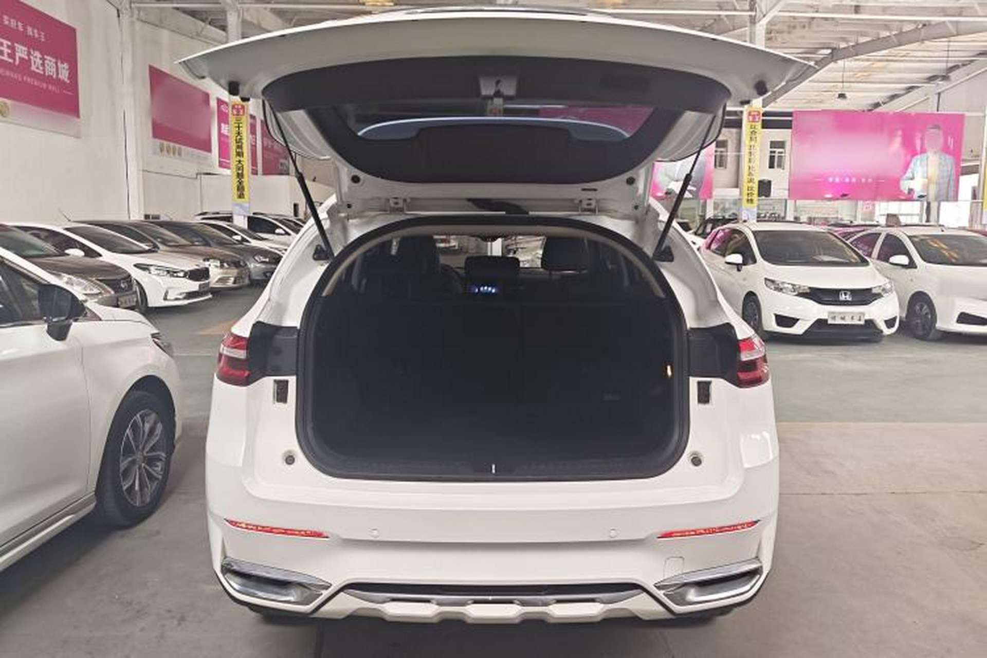 Used Haval F7 2019 1.5T Two-Wheel-Drive i-Type China VI Standard Trunk