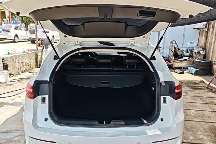 Used Haval F7 2019 1.5T Two-Wheel Drive i-Trend China V Emission Standard Trunk