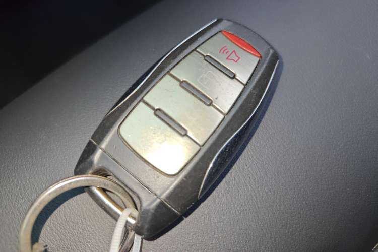 Used Haval F7 2019 1.5T Two-Wheel Drive i-Trend China V Emission Standard Vehicle Key
