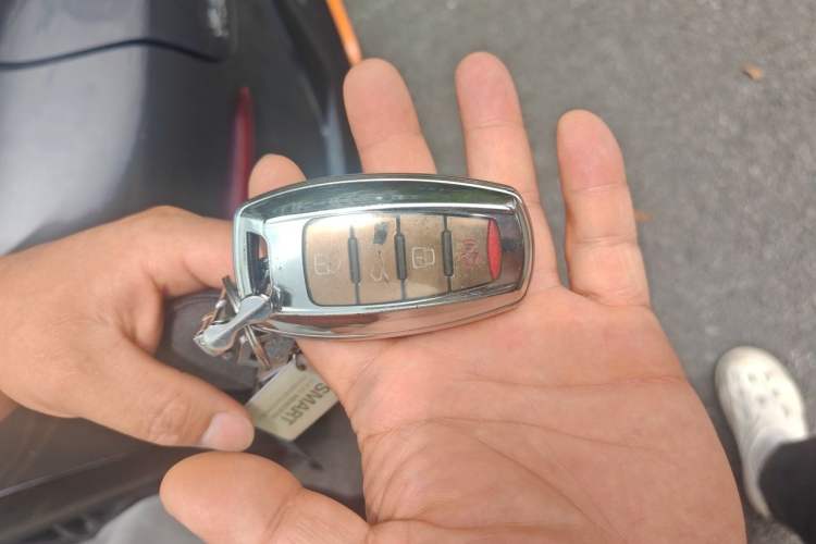 Used Haval F7 2019 2.0T Four-Wheel Drive iJoy China VI Standard Vehicle Key