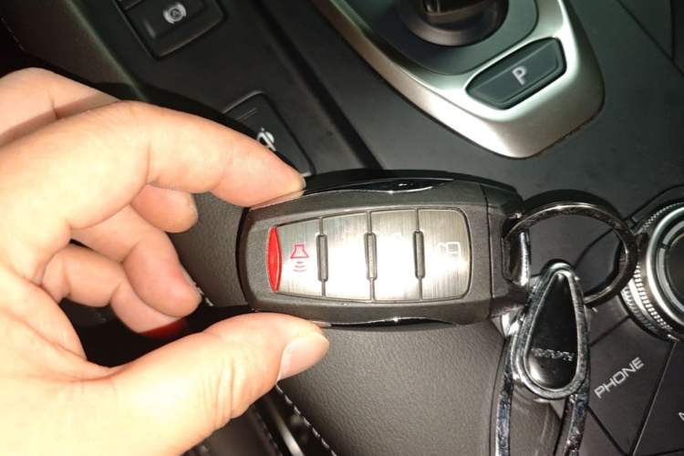 Used Haval F7 2019 1.5T Two-Wheel Drive i-Trend China V Emission Standard Vehicle Key
