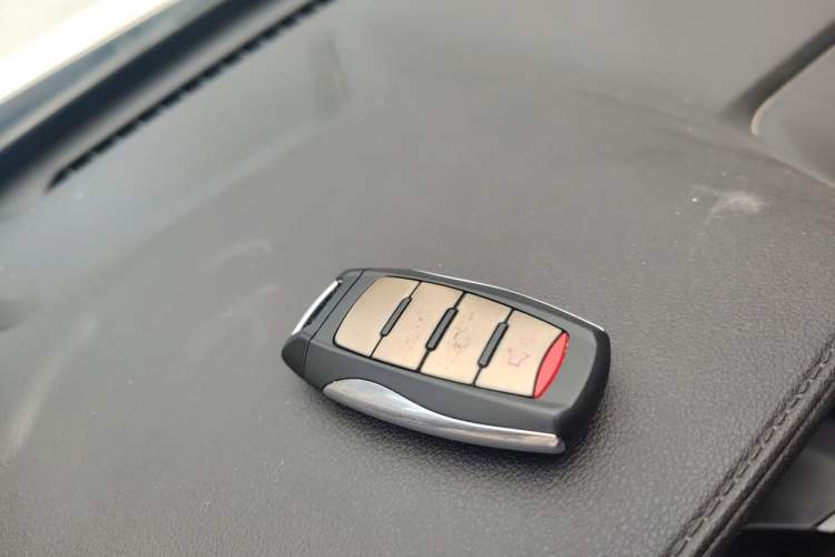 Used Haval F7 2019 1.5T Two-Wheel Drive i-Trend China V Emission Standard Vehicle Key