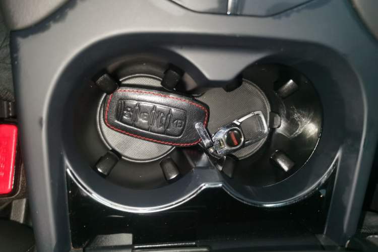 Used Haval F7 2019 2.0T Two-Wheel Drive i-Van China V standard Vehicle Key