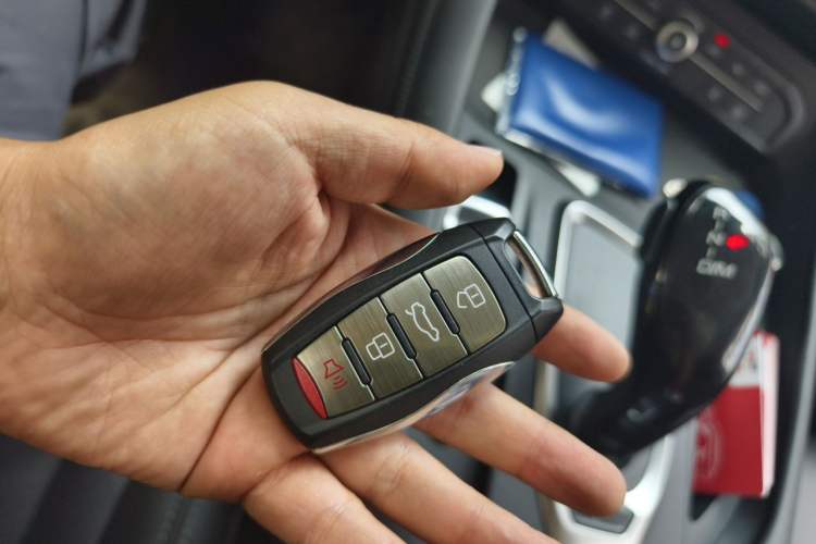 Used Haval F7 2019 1.5T Two-Wheel Drive i-Trend China V Emission Standard Vehicle Key