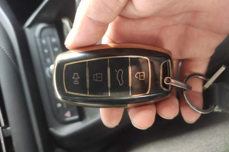 Used Haval F7 2019 1.5T Two-Wheel Drive i-Trend China V Emission Standard Vehicle Key