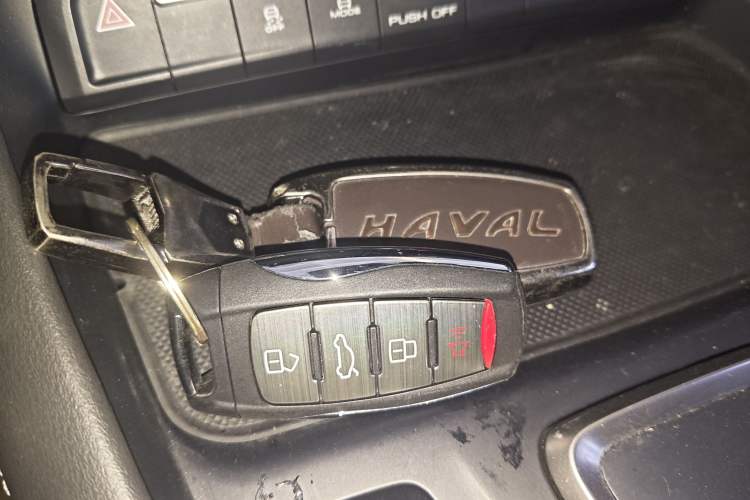 Used Haval F7 2019 1.5T Two-Wheel-Drive i-Type China VI Standard Vehicle Key