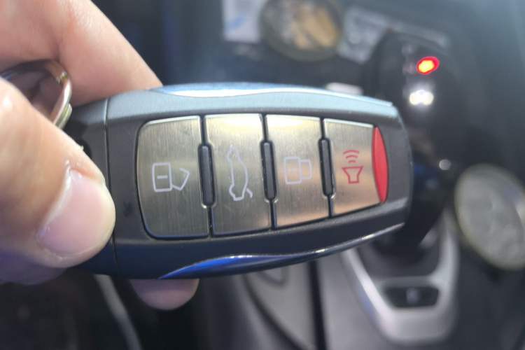 Used Haval F7 2019 1.5T Two-Wheel Drive i-Trend China V Emission Standard Vehicle Key