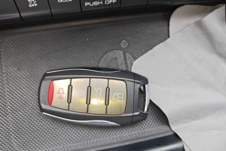 Used Haval F7 2019 1.5T Two-Wheel Drive i-Trend China V Emission Standard Vehicle Key