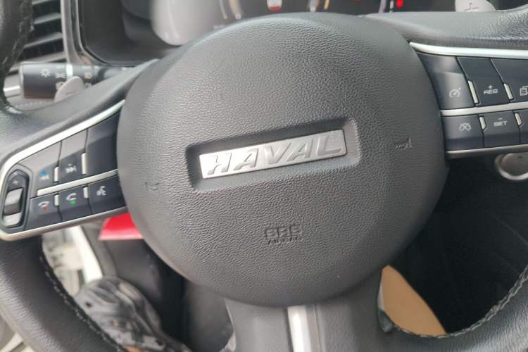 Used Haval F7 2019 2.0T Two-Wheel-Drive i-Van China VI Standard Vehicle Key