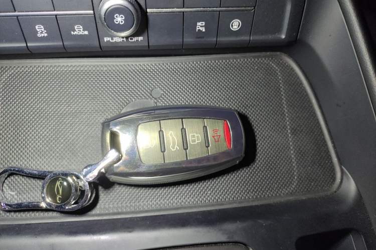 Used Haval F7 2019 2.0T Two-Wheel Drive i-Van China V standard Vehicle Key