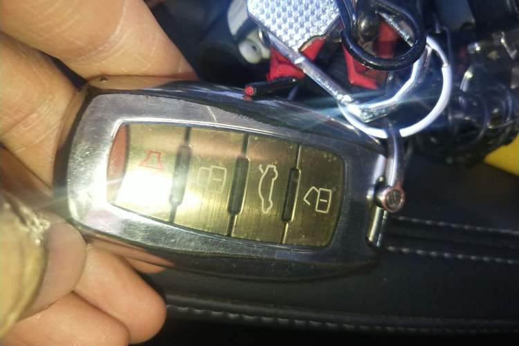 Used Haval F7 2019 1.5T Two-Wheel Drive i-Type China V Standard Vehicle Key