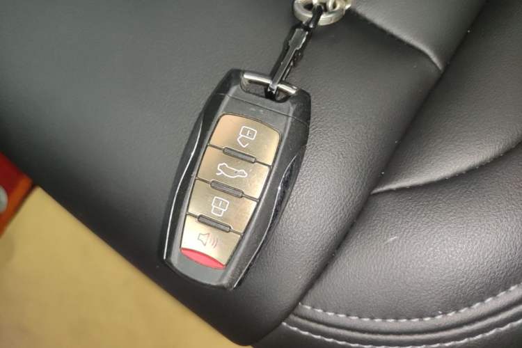 Used Haval F7 2019 1.5T Two-Wheel Drive iCool China VI Standard Vehicle Key