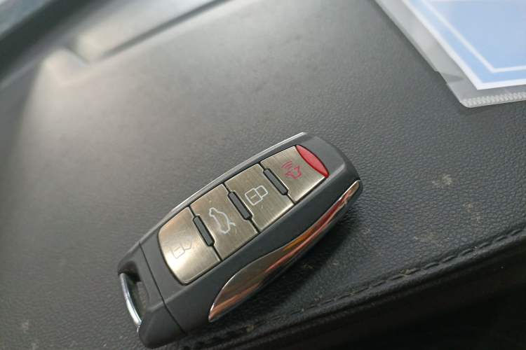 Used Haval F7 2019 1.5T Two-Wheel Drive i-Type China V Standard Vehicle Key