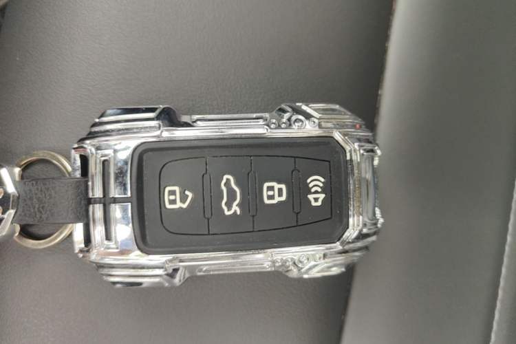 Used Haval F7 2019 1.5T Two-Wheel Drive i-Trend China VI Standard Vehicle Key