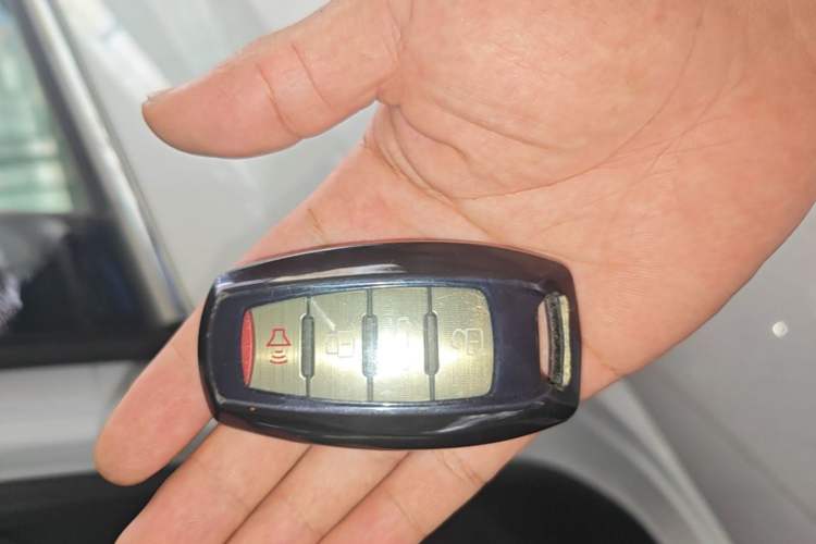 Used Haval F7 2019 1.5T Two-Wheel Drive i-Trend China V Emission Standard Vehicle Key