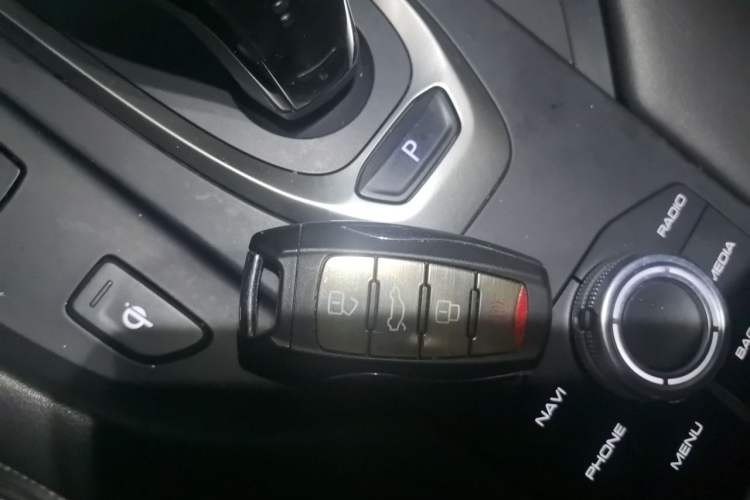 Used Haval F7 2019 1.5T Two-Wheel Drive i-Trend China V Emission Standard Vehicle Key