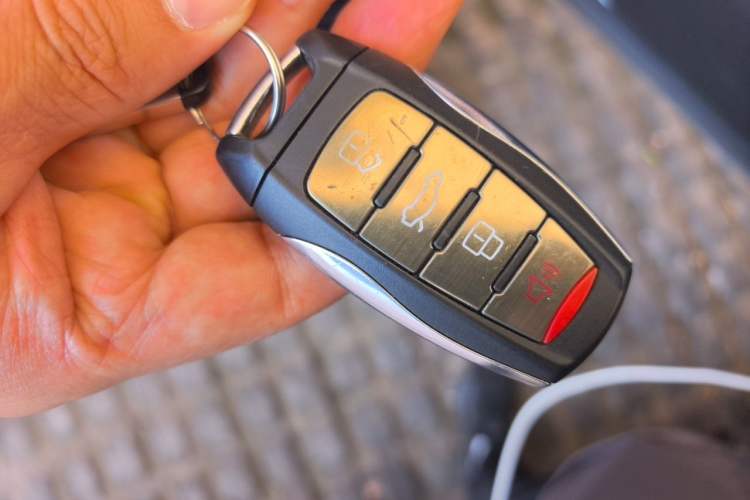 Used Haval F7 2019 2.0T Four-Wheel Drive iJoy China VI Standard Vehicle Key
