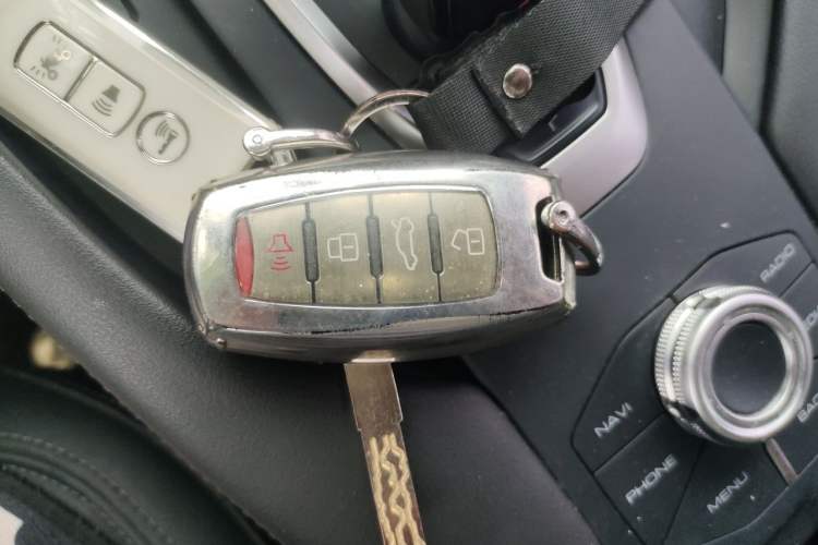 Used Haval F7 2019 1.5T Two-Wheel Drive i-Trend China V Emission Standard Vehicle Key