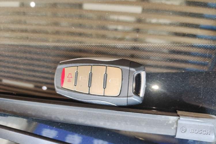 Used Haval F7 2019 1.5T Two-Wheel Drive i-Type China V Standard Vehicle Key