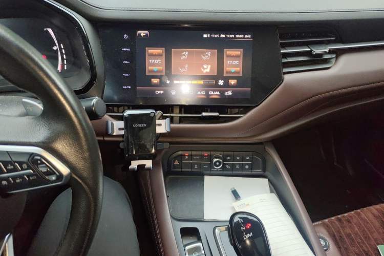 Used Haval F7 2019 2.0T Four-Wheel Drive 70th Anniversary Limited Edition Audio And AC Panel