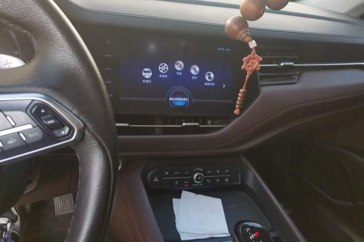 Used Haval F7 2019 2.0T Four-Wheel Drive 70th Anniversary Limited Edition Audio And AC Panel