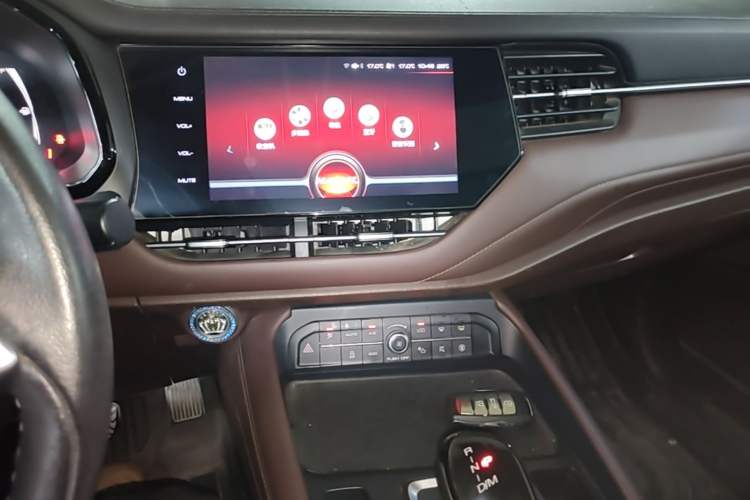 Used Haval F7 2019 2.0T Four-Wheel Drive 70th Anniversary Limited Edition Audio And AC Panel