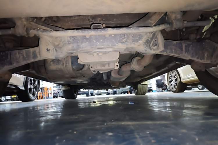 Used Haval F7 2019 2.0T Four-Wheel Drive 70th Anniversary Limited Edition Chassis Rear