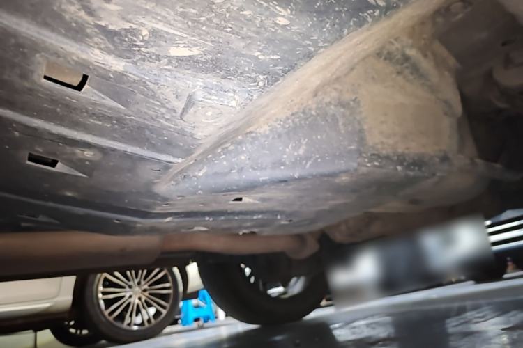 Used Haval F7 2019 2.0T Four-Wheel Drive 70th Anniversary Limited Edition Chassis Rear Left