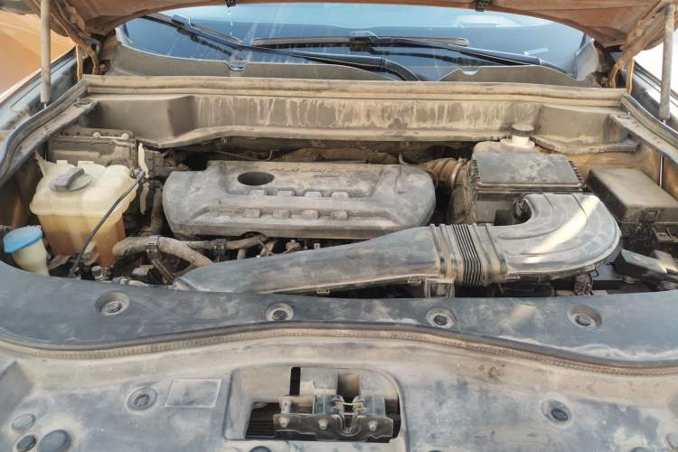 Used Haval F7 2019 2.0T Four-Wheel Drive 70th Anniversary Limited Edition Engine Bay