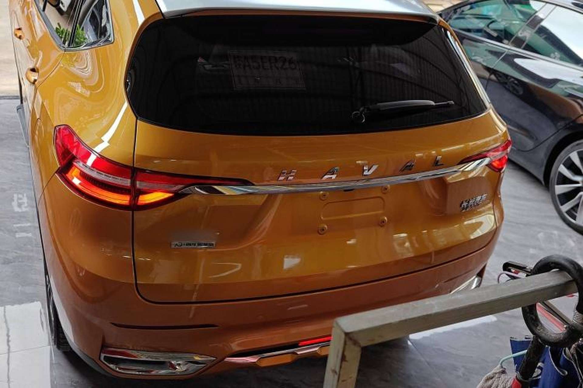 Used Haval F7 2019 2.0T Four-Wheel Drive 70th Anniversary Limited Edition Exterior 4