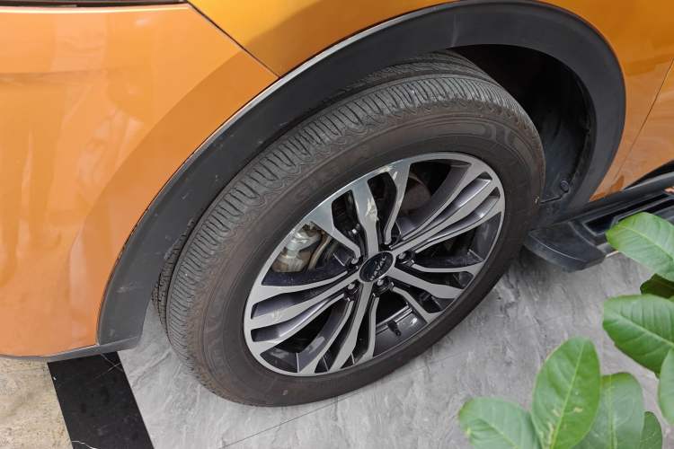 Used Haval F7 2019 2.0T Four-Wheel Drive 70th Anniversary Limited Edition Exterior 7