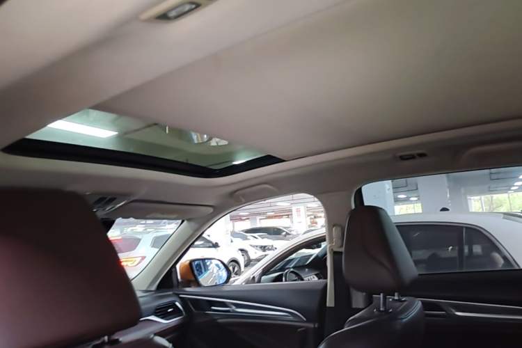 Used Haval F7 2019 2.0T Four-Wheel Drive 70th Anniversary Limited Edition Headliner