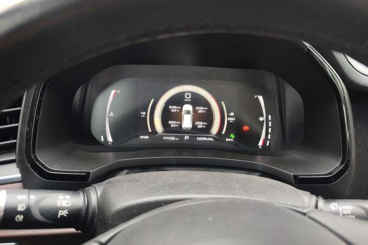 Used Haval F7 2019 2.0T Four-Wheel Drive 70th Anniversary Limited Edition Instrument Cluster