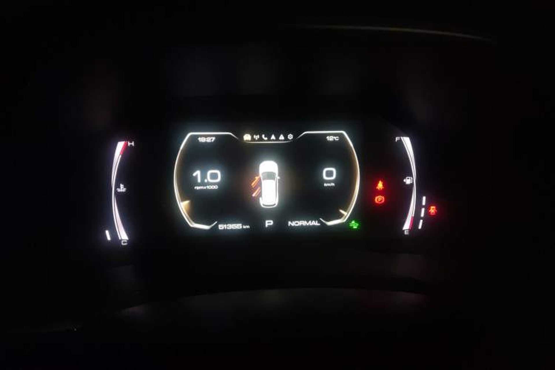 Used Haval F7 2019 2.0T Four-Wheel Drive 70th Anniversary Limited Edition Instrument Cluster