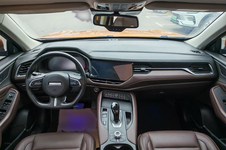 Used Haval F7 2019 2.0T Four-Wheel Drive 70th Anniversary Limited Edition Interior 2