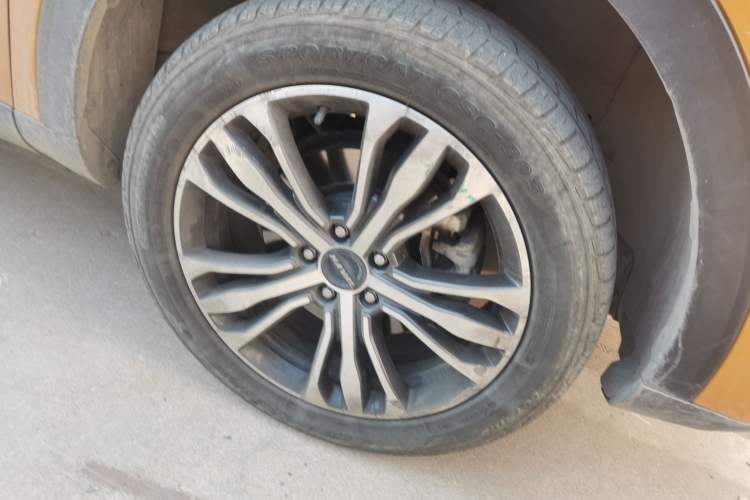 Used Haval F7 2019 2.0T Four-Wheel Drive 70th Anniversary Limited Edition Right Front Wheel Hub